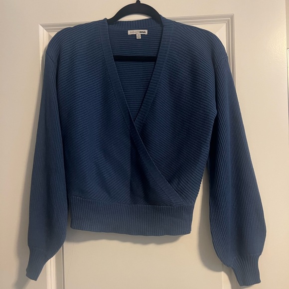 Beautiful Sweater Skirt Set - Picture 5 of 7